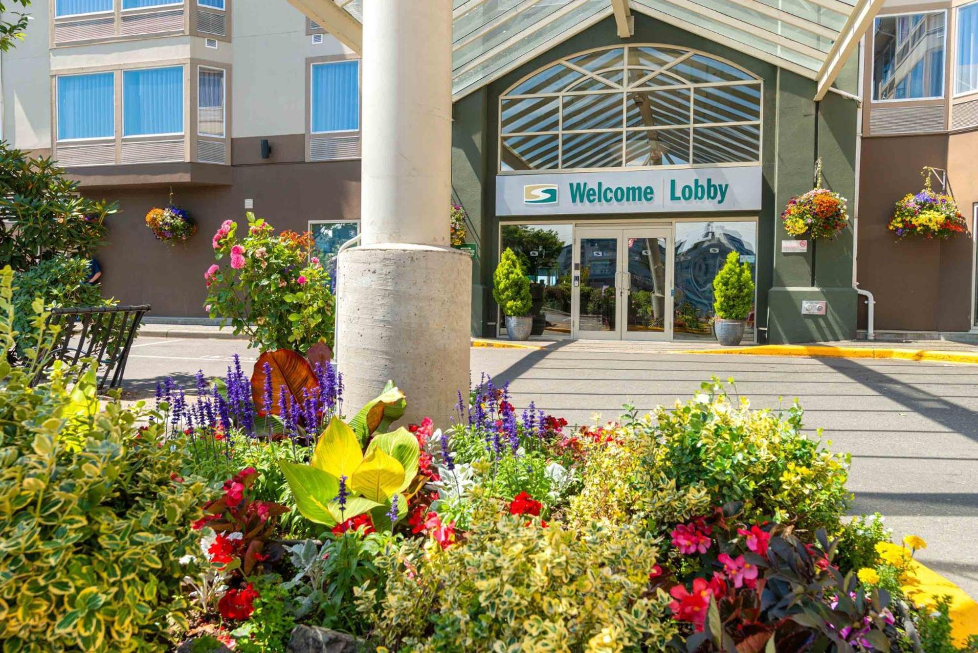 Sandman Hotel Victoria Exterior photo